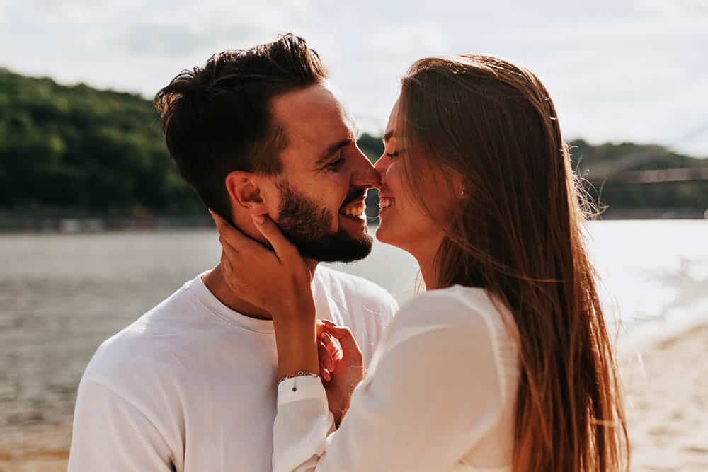 Unlock the Power of Passionate Kisses: The Art of Elevating Intimacy