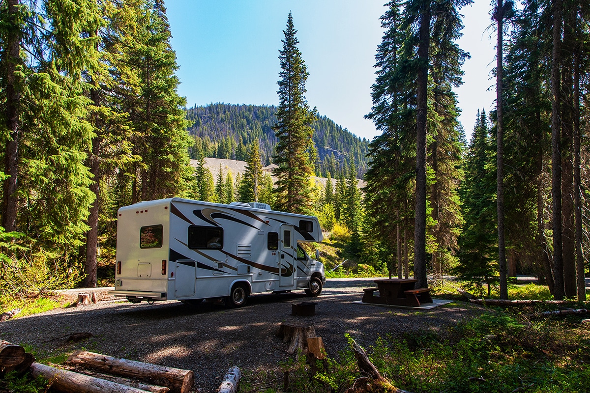 Experience Freedom and Adventure on the Road with a Motorhome – Why You Need to Invest in One Now!